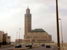 25_casablanca-hasan2-mosque_20020327 (27KB)