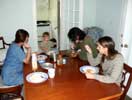 44_dinner_anva-momo-ofek-erika_20021008_by-ohn (50KB)